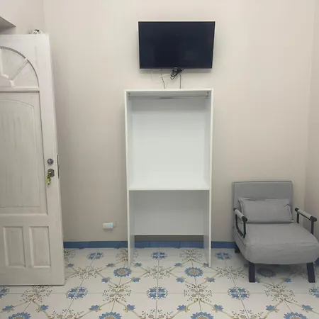 Bed & Breakfast Mari Roose *