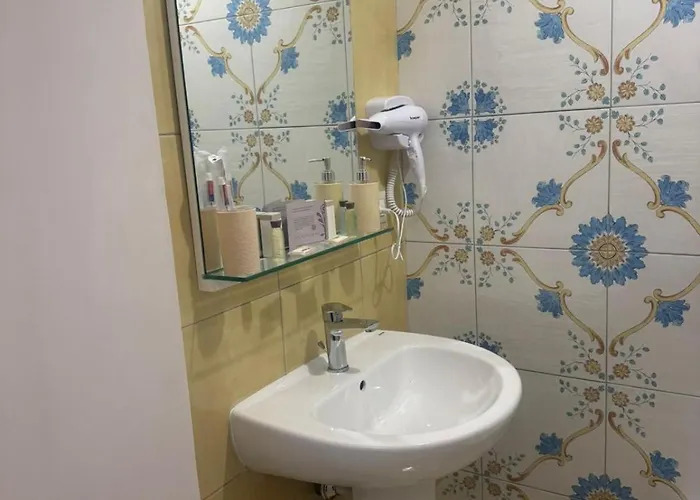 Mari Roose Неаполь