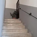 לינה וארוחת בוקר Mari Roose נאפולי